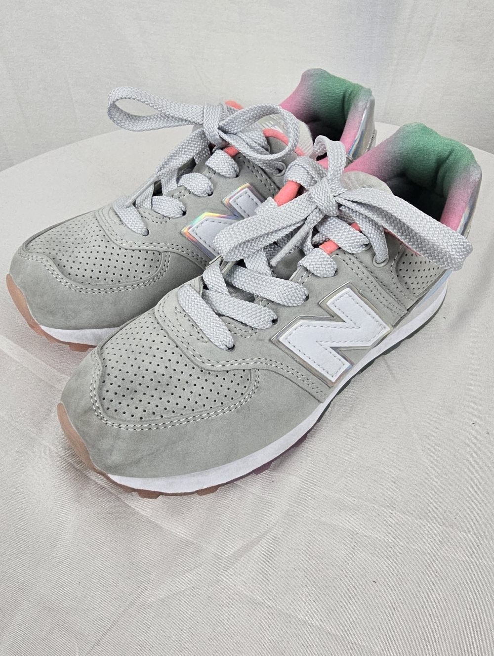 New Balance Big Girl's Gray Pink & Green Metallic Sneakers Sz 13